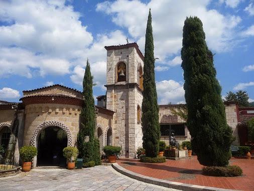 TurisMexicanos's tweet photo. Casa de Oración Carmel Maranathá: uno de los imperdibles en #ValledeBravo https://t.co/J2DAKVkMlI http://t.co/SM12wpVcUt