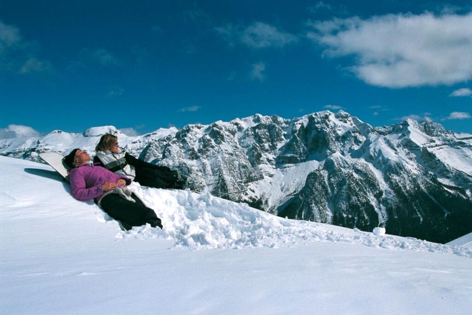 Snowbreak tweet media