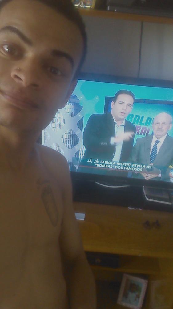 pikenofunksp's tweet photo. Só de boa assistindo @RGottino http://t.co/6QrlzT3HkP