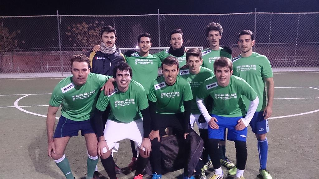 TROFEOCHICHARO's tweet photo. Foto Portada de hoy es:
HIELOS DEL SUR BALOMPIE
@adriaragon9 http://t.co/p0LnOT309o