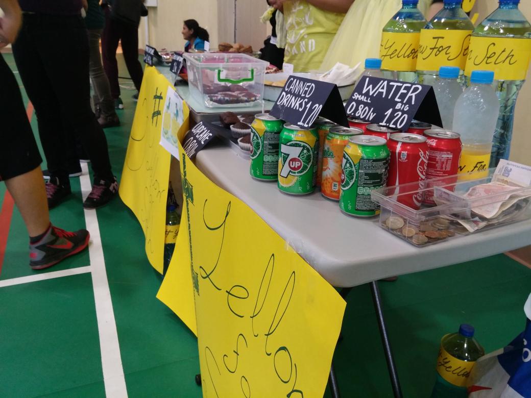 Mohssiah's tweet image. #yellowforseth  charity stall in Pleven, Bulgaria! Raising money 4 #bubblefoundation