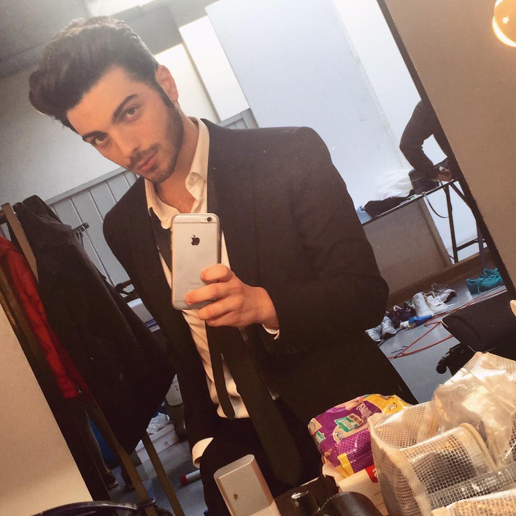 GianGinoble's tweet photo. Shooting for #vanityfair @vanityfair http://t.co/BVVF1sebgx
