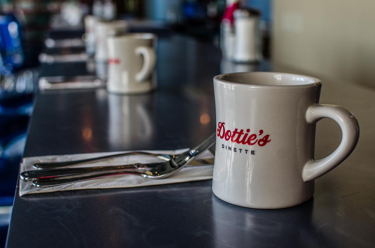 Eye on Business visits <a href="/dottiesdinette/">Dottie's Dinette</a>, new breakfast nook right across from @WinAtSugarHouse
spiritnewspapers.tumblr.com/post/114761404…