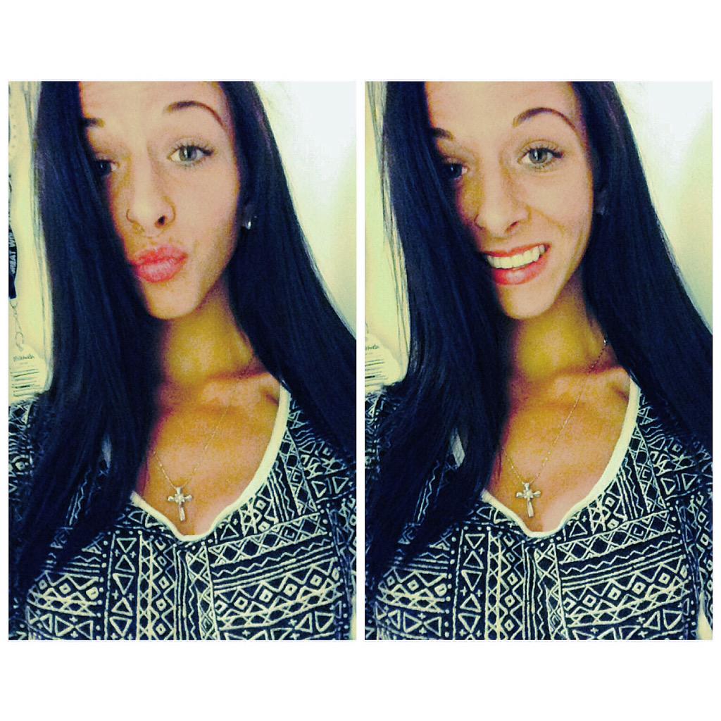 MirandaLeocata's tweet photo. Happy Friday ☺️ http://t.co/FvPOWUdBtB