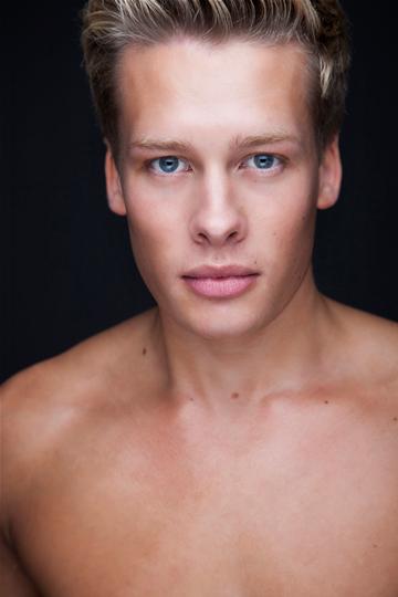 LbuiModels's tweet image. Introducing Jobe,our commercial model.
for bookings please email bookings@lbuimodels.com