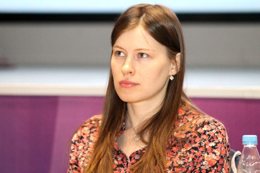 ruchess_ru's tweet photo. Наталья Погонина выиграла вторую партию матча против Чжао Сюэ @worldwomenchess  Завтра - тай-брейк http://t.co/jTONuGZdIF
