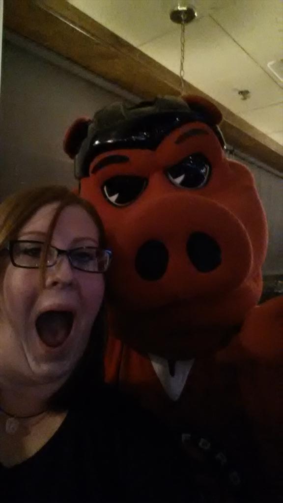 AmyWantsHockey's tweet photo. Go Hammy! @goicehogs #VoteHammy #mascotmadness http://t.co/H8ekxV5vxY
