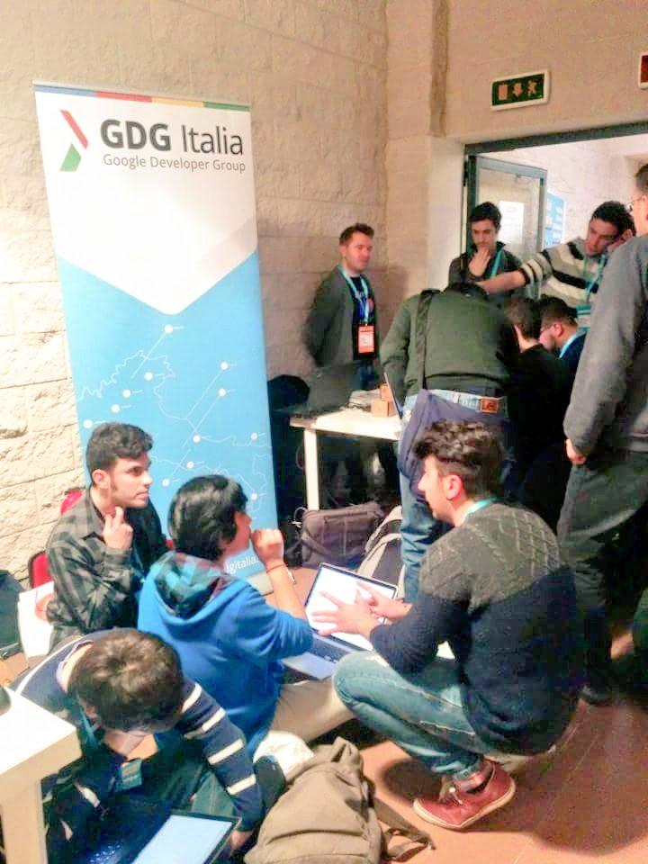 zerodoit's tweet image. Noi ci siamo #zerodo al #codemotion @ Roma con il #gdgbari . Crescere è condividere.