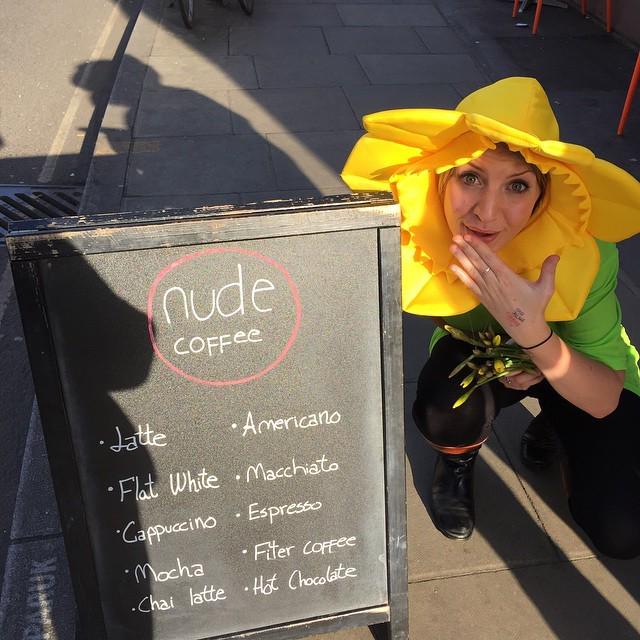 ArchieLyons's tweet photo. #TeamDaff found a rude business name! #KHWStreasurehunt http://t.co/wNPiXmyjyj