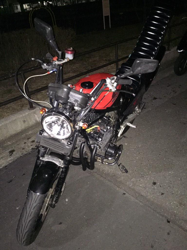 Fbikebye's tweet photo. CBR400F売ります
不具合ガソリンメーター不動のみとなります
車検一年ちかくあります！
早く買える方には値下げします！
拡散お願いします http://t.co/h3KEP3hqZb