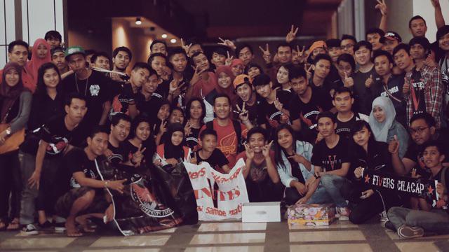FiveMinutes_FM's tweet photo. thx #fivers #cilacap dan sekitarnya kalian sangat menakjubkan , see u next event, hati2 diperjalanan pulang http://t.co/0erR8rZnSg
