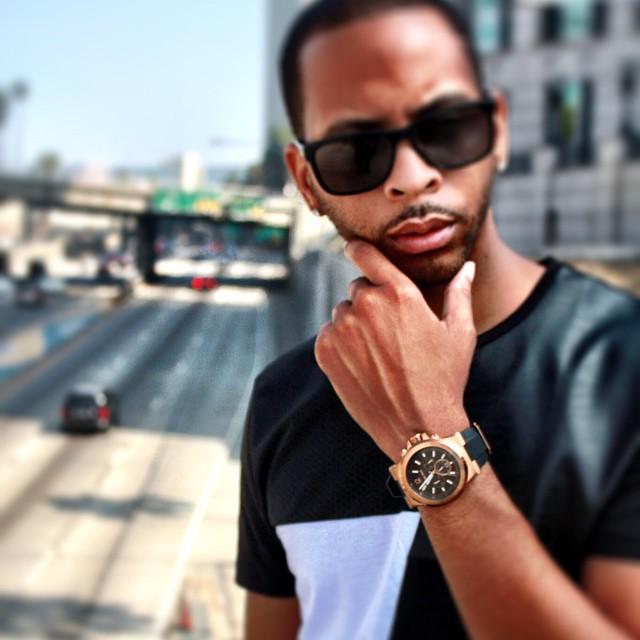 blex_media's tweet photo. Exclusive #ArtistToWatch Interview: Lonny Bereal (@AlonzoBereal)

http://t.co/3SKjfyKQ8d http://t.co/DqTiDsR8nZ