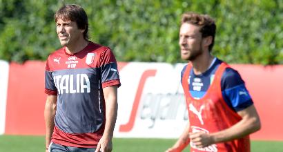 sportmediaset's tweet photo. #Marchisio ko, tifosi della @juventusfc infuriati con Conte
>http://t.co/dRW8efyZrm< http://t.co/6EHahAMFaw