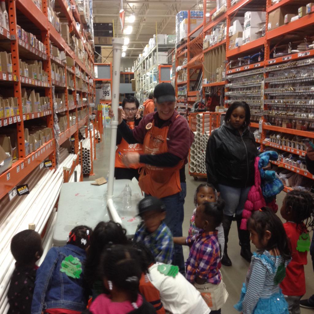 mtbisha's tweet photo. Had a great time with the Blackwell Preschool field trip! #buildingstrongrelationships @tjharris41 @MattGilreathHD http://t.co/uNbcTmKeKp