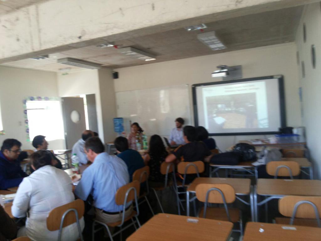 el_planmaestro's tweet image. Estamos en jornada de reflexión del @MagisterioNac presentamos nuestras propuestas en Colegio Bicentenario Colina