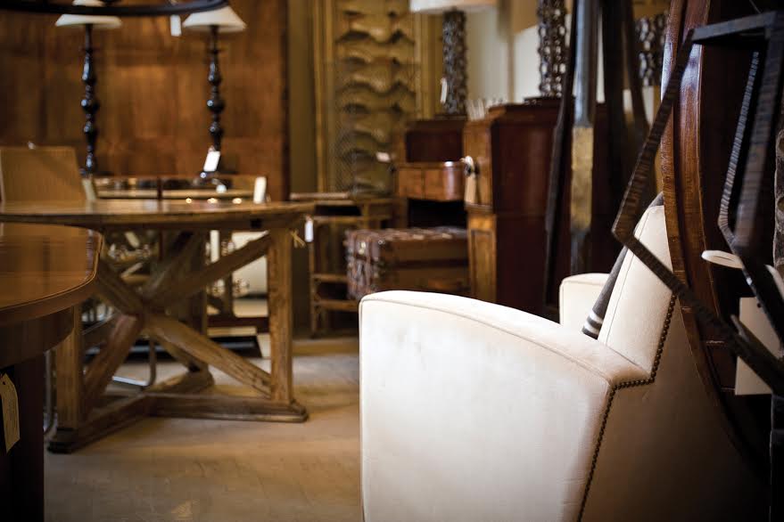 TOHomeMag's tweet photo. #StoresWeLove - Kantelberg + Co. offers customers &amp; interior unique pieces of antique furniture from Eastern Europe. http://t.co/Y9oztPoOXm