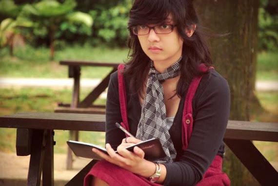 7 Perempuan Indonesia yang Mendunia. bit.ly/1wisfNG  | cc: <a href="/ChikiFawzi/">Chiki Fawzi</a>