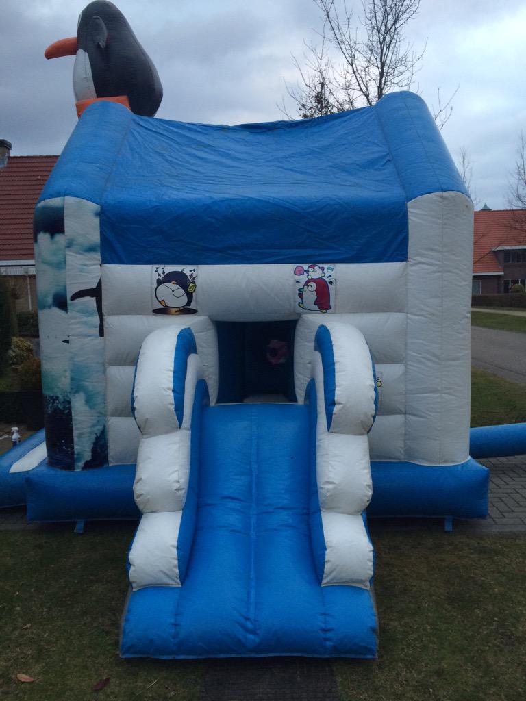 Feestje? Huur een springkussen bij Jump &amp; Fun Emmen! We hebben o.a. deze mooie multifun. jumpenfun.nl