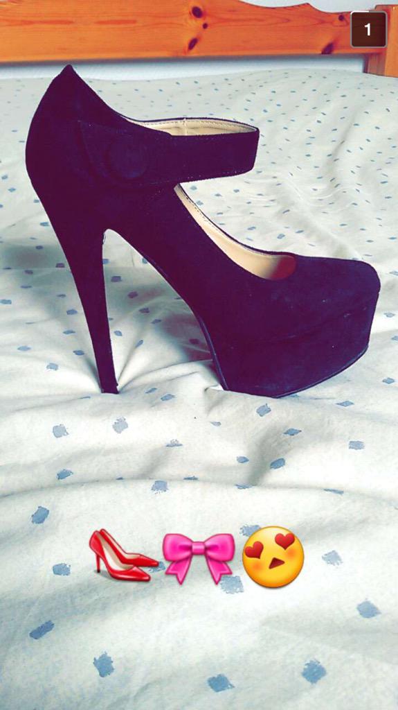 PostBadTalons_'s tweet photo. Ceux la ils sont super classes 🎀😍 http://t.co/wNtNXpSyaQ