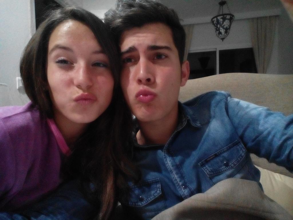 Adelinopg's tweet photo. Viendo el #polimarido  sin dar crédito... Jajajaj menudo poli http://t.co/7x8eMLWMGk