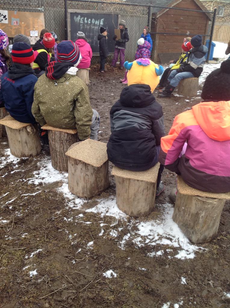 michellecoles8's tweet photo. Learning about the process of making maple syrup. Thanks Mrs. Martin's class for being our guides #Canada #muddyyard http://t.co/hEDglIniyC