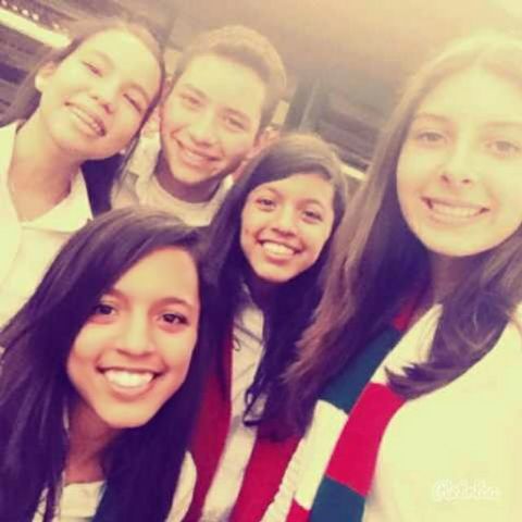 gemelitixgaby's tweet photo. #CONCIERTO http://t.co/ghdvRL9sL9
