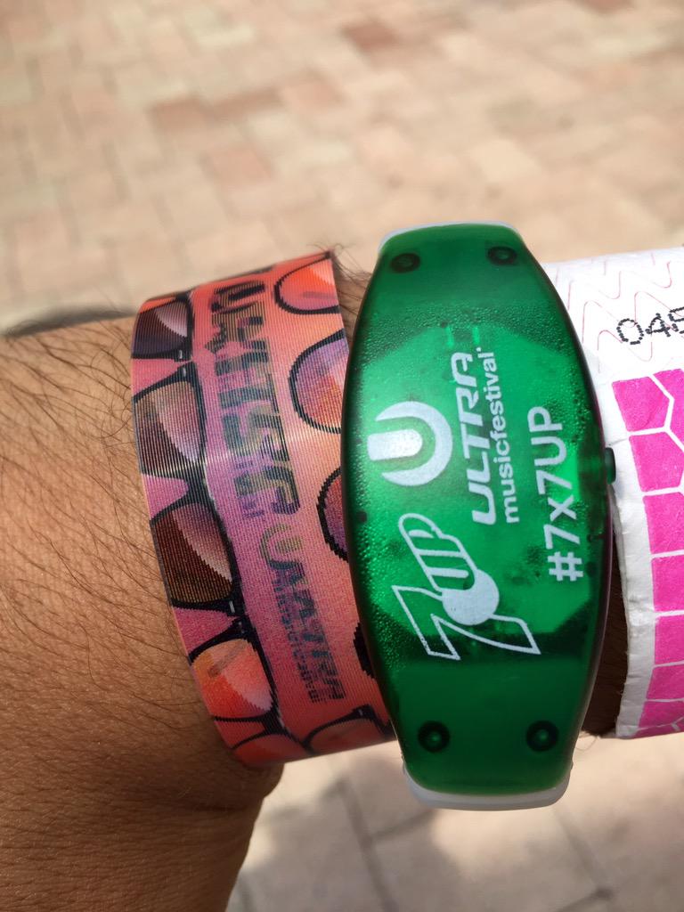 DJIDeaL's tweet photo. Here we go! @ultra @djmagcanada @DJIDeaL #artist #7x7UP #house #techno #deep #progressice #electro #dj #producer http://t.co/oZYysYEqwh