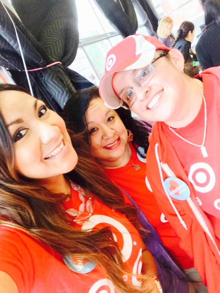 Our last weeks community outing at Art Pace was so much fun helping children create art!  😉🎨✏️✒️📜👫