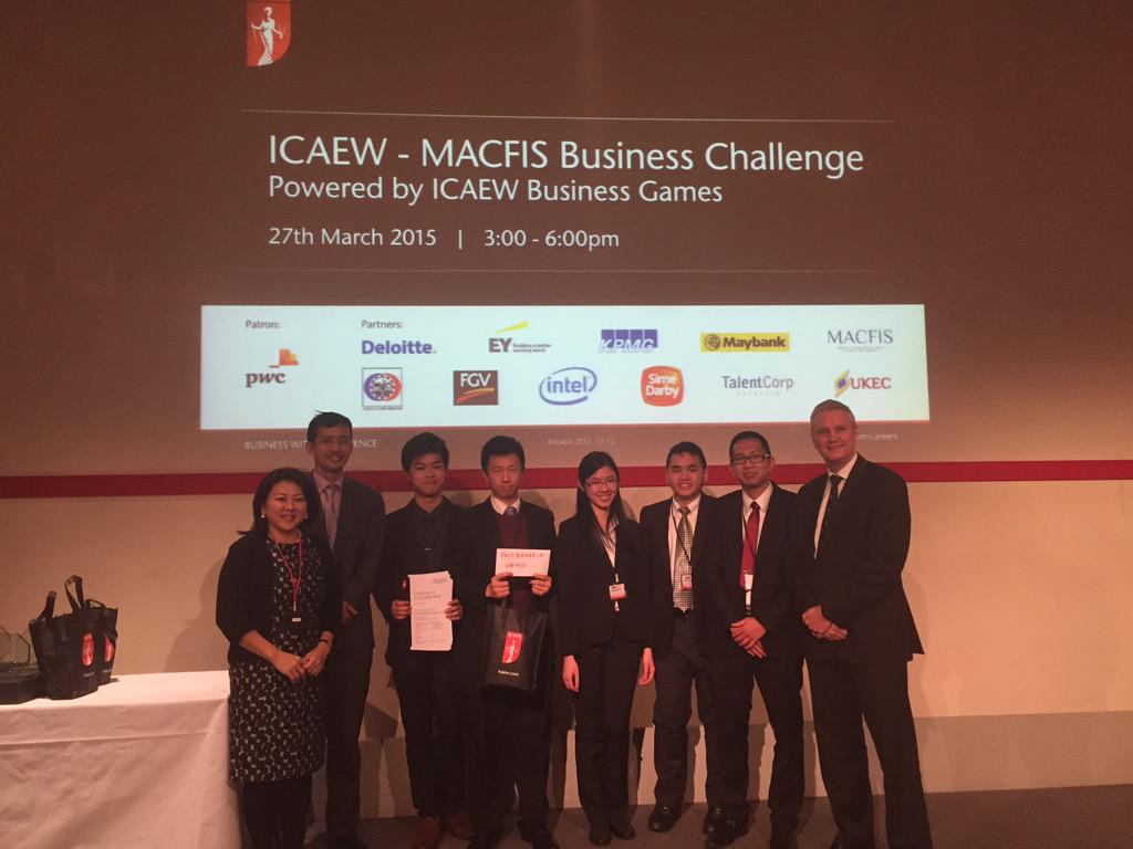 MACFISUKIRE's tweet photo. First Runner-Up from Group B is Team One! http://t.co/JVs3uqMBNM