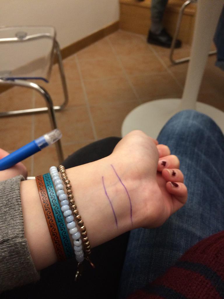 aldo_cicognani's tweet photo. #cut4zayn #1Dsciolti #deprex #1DFamily #lutto #ZaynMalik #ZaynWillAlwaysBeAPartOf1D #MissUZayn #semprepartofmyart http://t.co/MK549PfwTQ