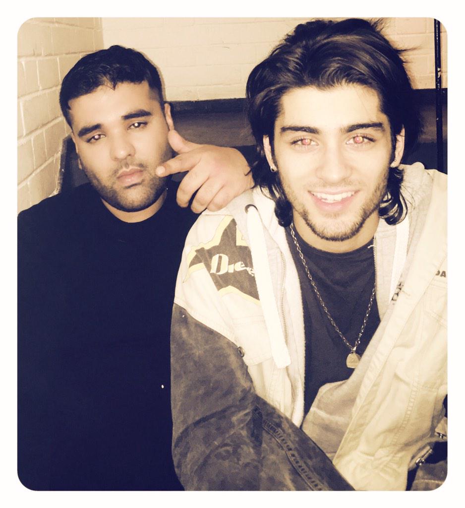 delululinaxo's tweet image. fuck a fake friend where your real friends at?