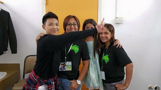 darren_espantos's tweet photo. Kulitan backstage with the cheers group ♥ http://t.co/pjBQOtC2nB