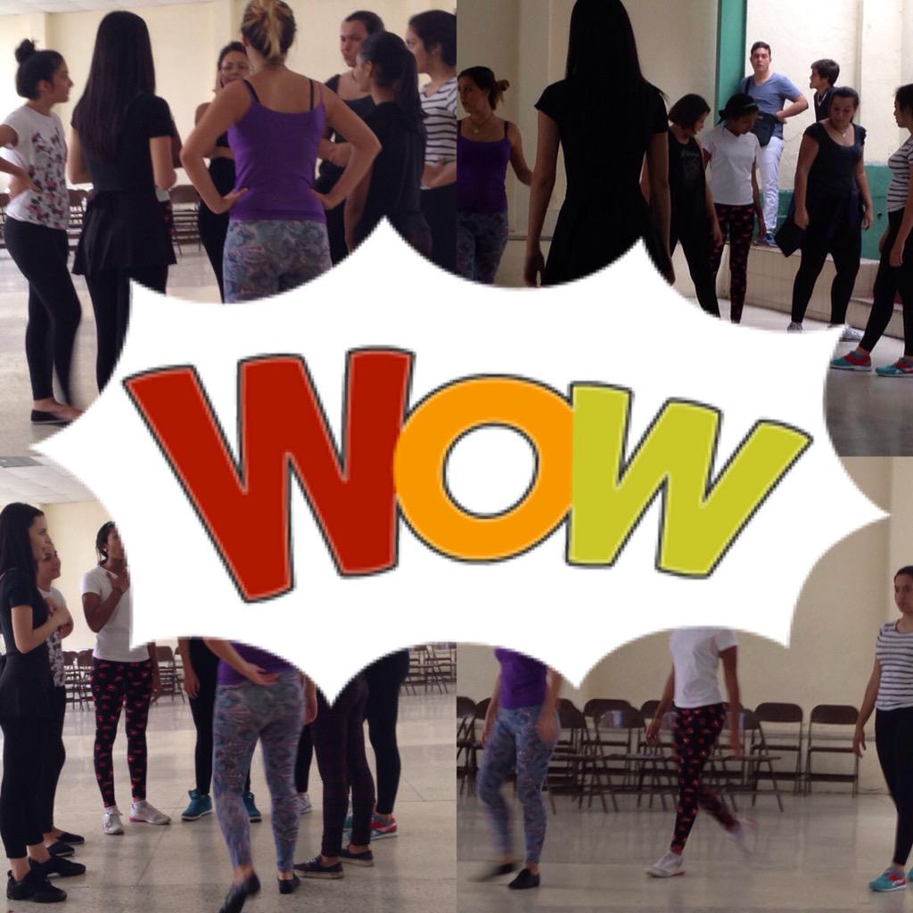 GaitasCNSC's tweet photo. Aquí están nuestras chicas de baile practicando, vamos sigamos así 💪💪💪 http://t.co/arwtC9CmBo