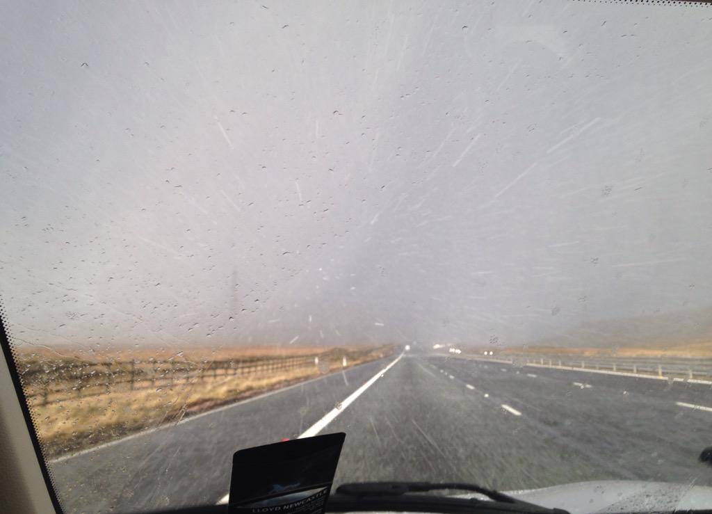 only_school's tweet image. A rather boring journey in the @BentleyMotors #privateschoolbanter