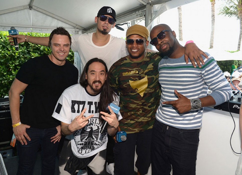 ViceRoyMinstra's tweet photo. Only in Miami during The Winter Music Conference Week! via @Steveaoki #WMC15 #UMF2015 #JackSchultz #AfroJack #SwayOki http://t.co/yffYV30szI