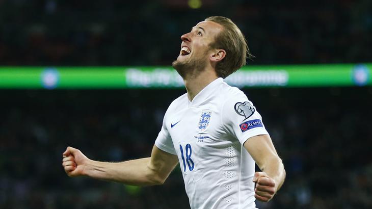 Internationals: Joy for <a href="/hkane28/">Harry Kane</a> after scoring on @england debut in 4-0 win against Lithuania at Wembley #OneOfOurOwn