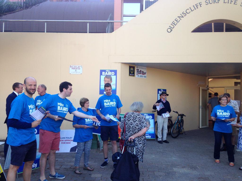 francesmao's tweet photo. Mike Baird's family on the hustings down at Queenscliff. #nswvotes http://t.co/SrEhYf2UBI
