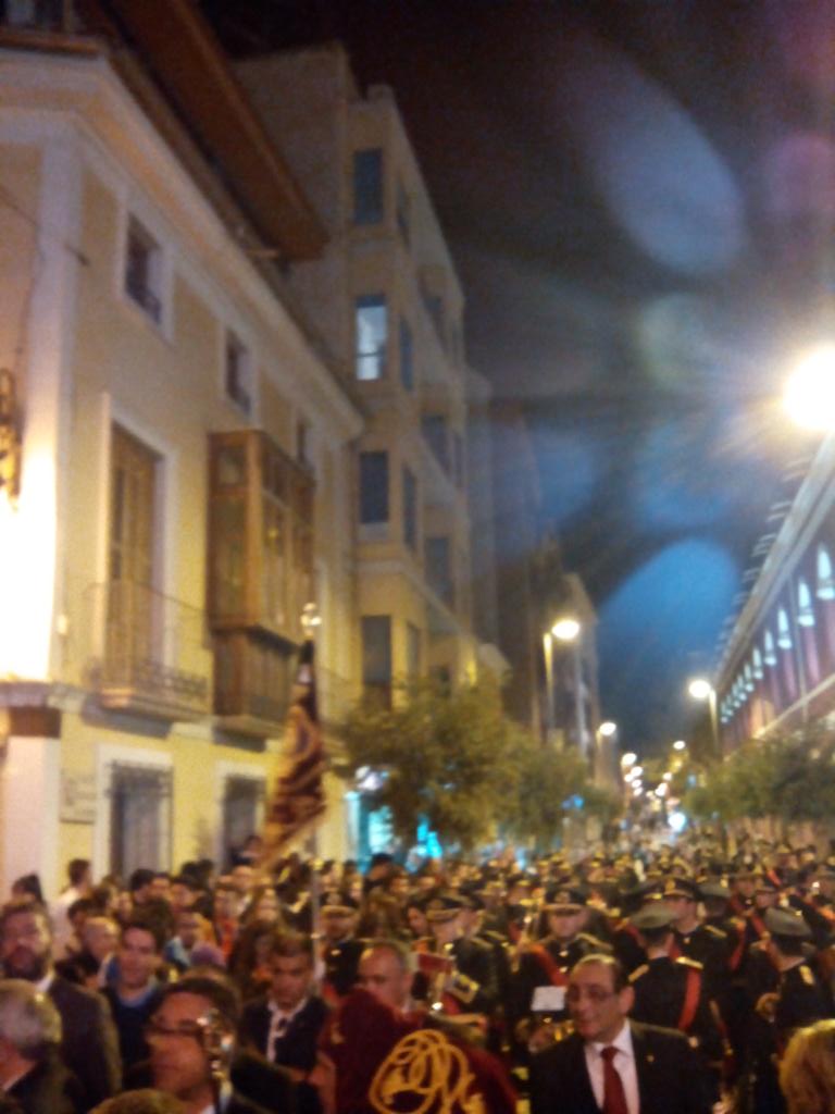 pasoazullorca's tweet photo. Gracias @PasoEncarnado y @AMCristoSangre por el gran detalle qué tenéis con nuestra Madre cada Viernes de Dolores. http://t.co/gT7feuZYKP