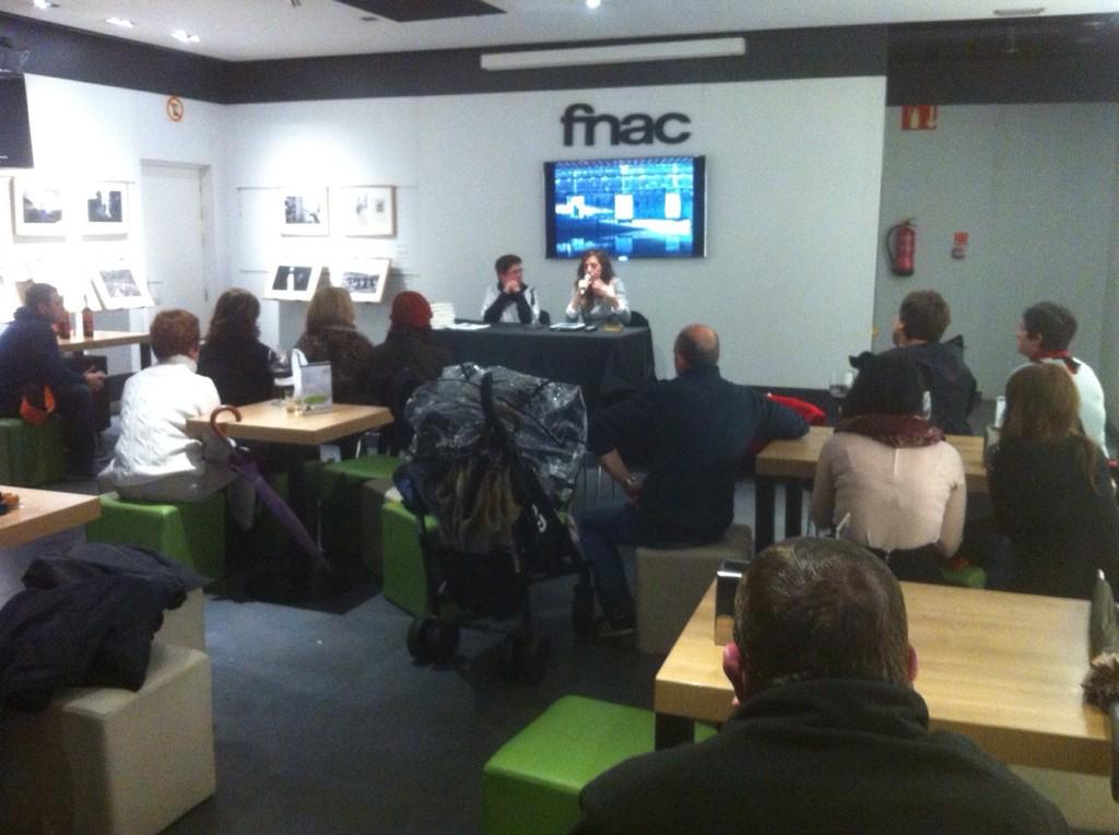 ~ Virginia Gasull ~ (@virginiagasull) on Twitter photo Gracias a tod@s por acompañarme esta tarde en <a href="/Fnac_Donostia/">Fnac Donostia</a>
¡Un placer tomarme un vino con vosotr@s! #InVinoVeritas Gracias a tod@s por acompañarme esta tarde en <a href="/Fnac_Donostia/">Fnac Donostia</a>
¡Un placer tomarme un vino con vosotr@s! #InVinoVeritas