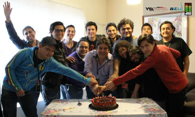 azulestudios's tweet photo. @DynamicRangeDay @vyatraining #DRD15 #DynamicIsTheNewLoud #Xalapa #México
LA FOTO OFICIAL 2015 http://t.co/yyBxuYlDoP
