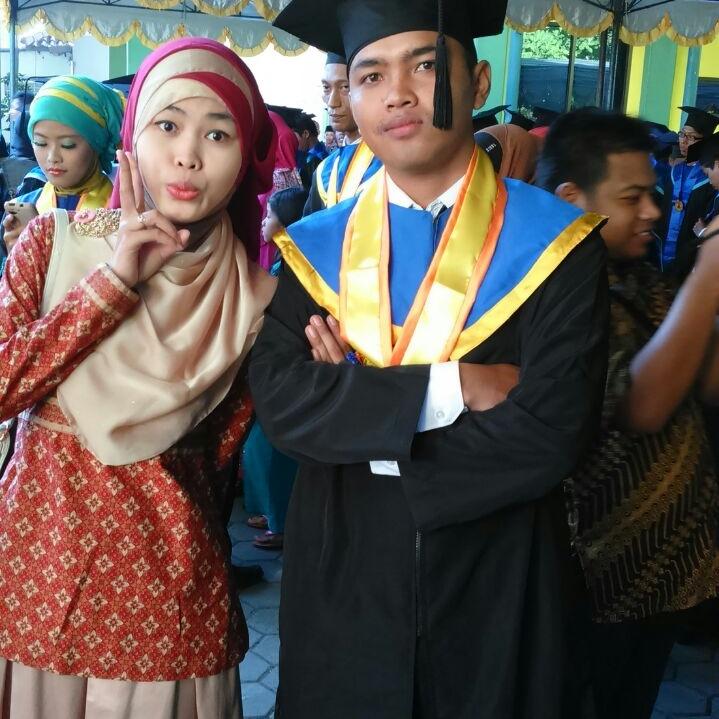bee_bowox's tweet photo. @atudholic salam lemper.... http://t.co/VdOXWelECh