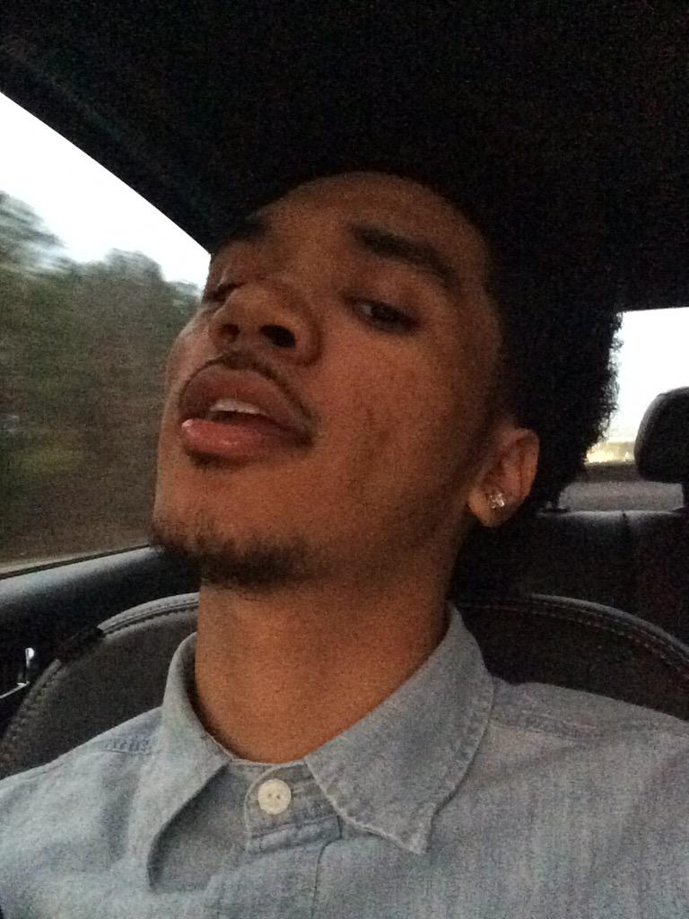 __tsc's tweet image. I'm ugly 😅