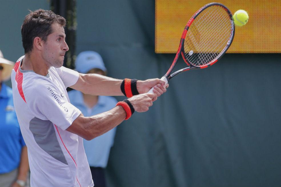 Santiago Giraldo clasificó a tercera ronda del Masters 1000 de Miami bit.ly/1bDsjOQ