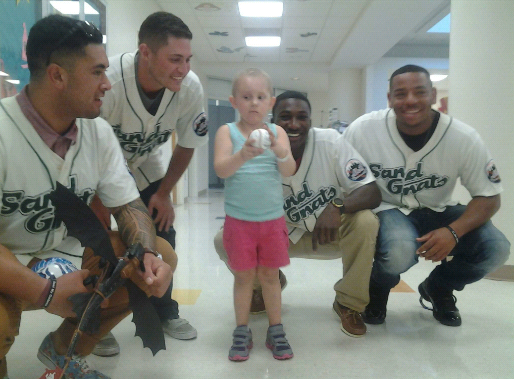 TeamAlexa1's tweet photo. Making a slideshow and came across these. What a great time Alexa had! Missing her! @gnatethegnat @gnatsbaseball http://t.co/Cm0QGaLZnu