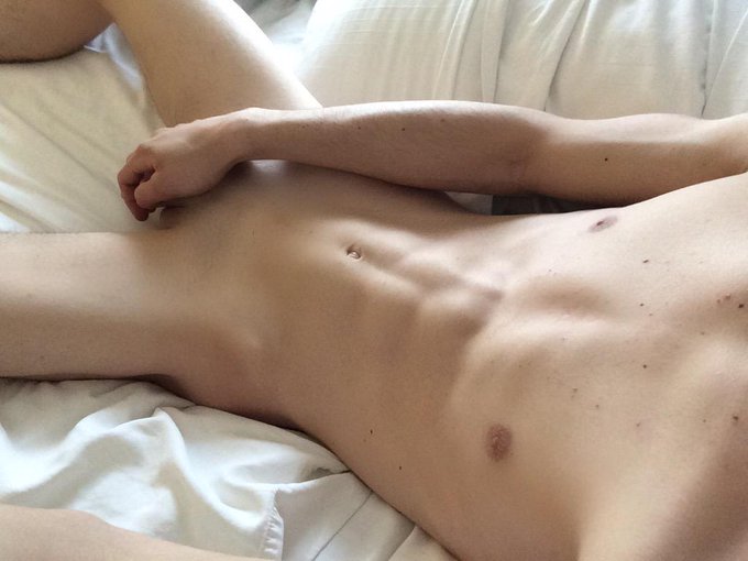 Be a cam model and make money from home http://t.co/jR3uhLkfOq #gay #sexychat #xxx @chaturbate http://t