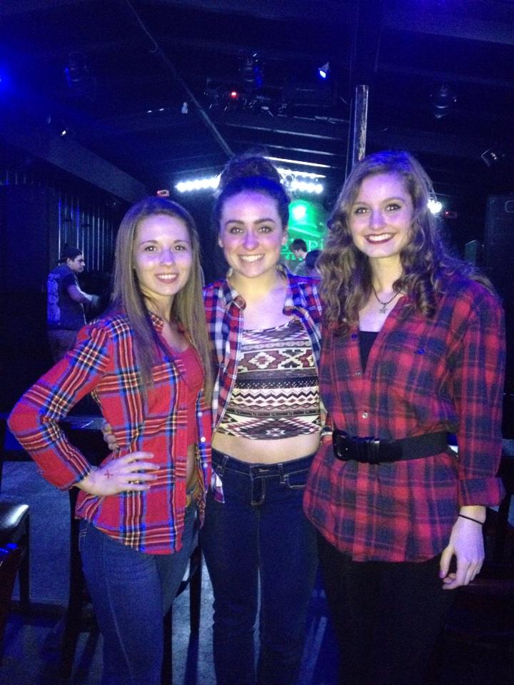 EmmieDeering's tweet image. Got to see @DSOhio perform with the ladies at The Empire in Tallmadge!! 💜💜 @BritNevison @MegKern3