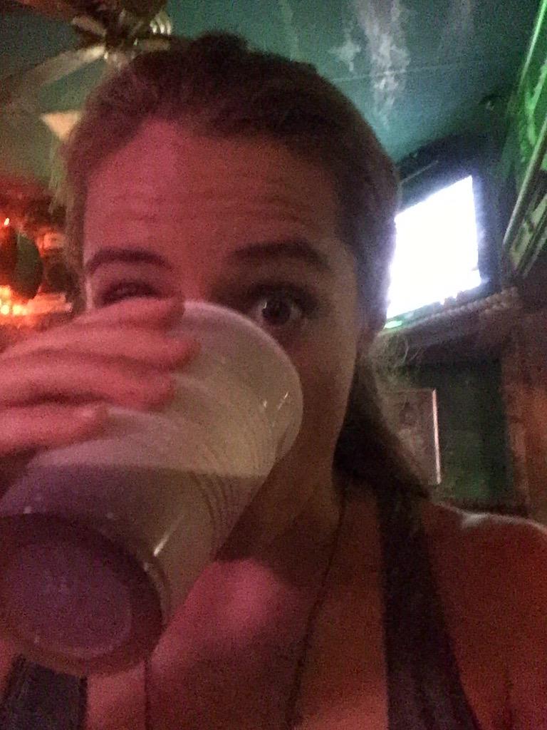 samazing08's tweet photo. At my favorite bar since forever #barracudas in #coconutgrove http://t.co/76250aIrSG