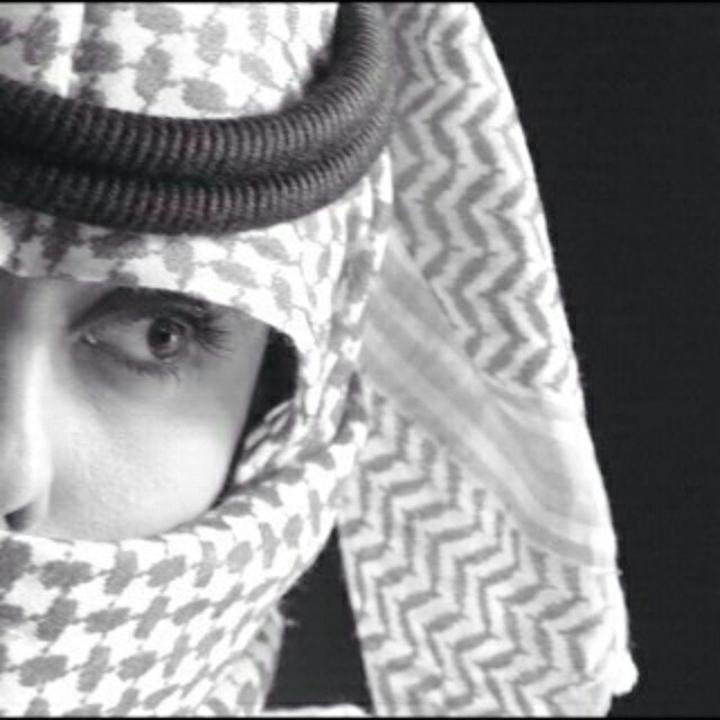 حٍيَنْ يَحٍبْ آلُقلُبْ قلُبْآ ♡ لُـآ تٌبْصٍر آلُعيَنْ عيَبْآ !!"