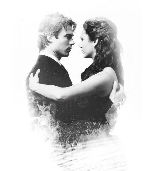 MaryGrantVamp's tweet photo. #RT for #Delena

#FAV for #Klaroline http://t.co/nznyX44t45