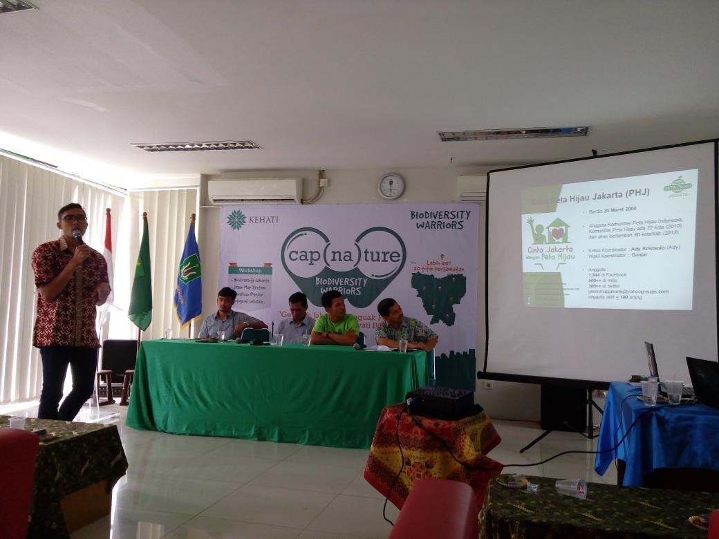 Ganjar Wibowo Koordinator <a href="/petahijau/">Green Map Indonesia</a> #Jkt. Apa sih peta hijau itu? #Cap(na)ture1 Hayo siapa yg tahu!? <a href="/BWKEHATI/">BiodiversityWarriors</a>